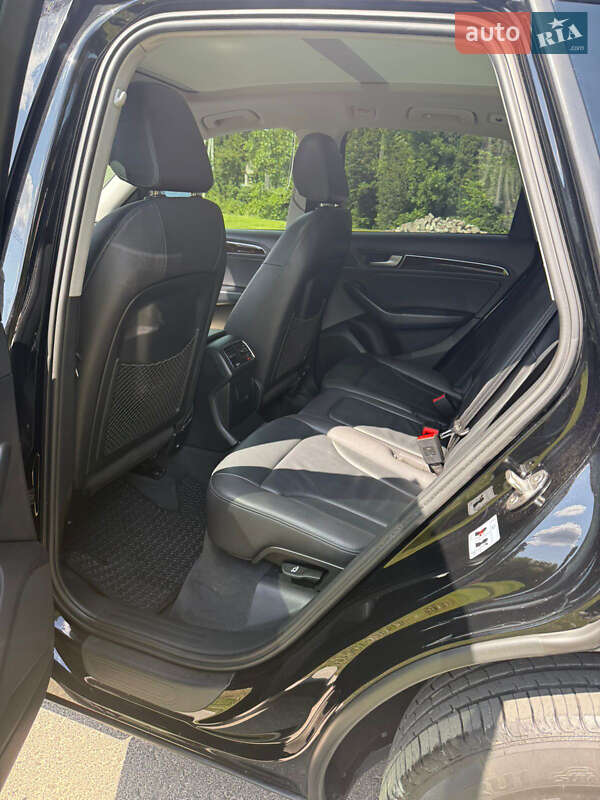 Внедорожник / Кроссовер Audi Q5 2016 в Львове