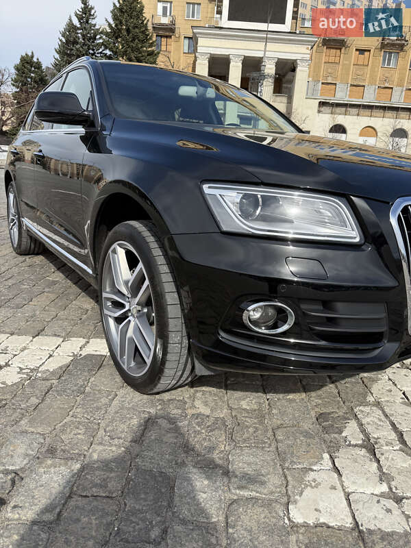 Внедорожник / Кроссовер Audi Q5 2015 в Харькове