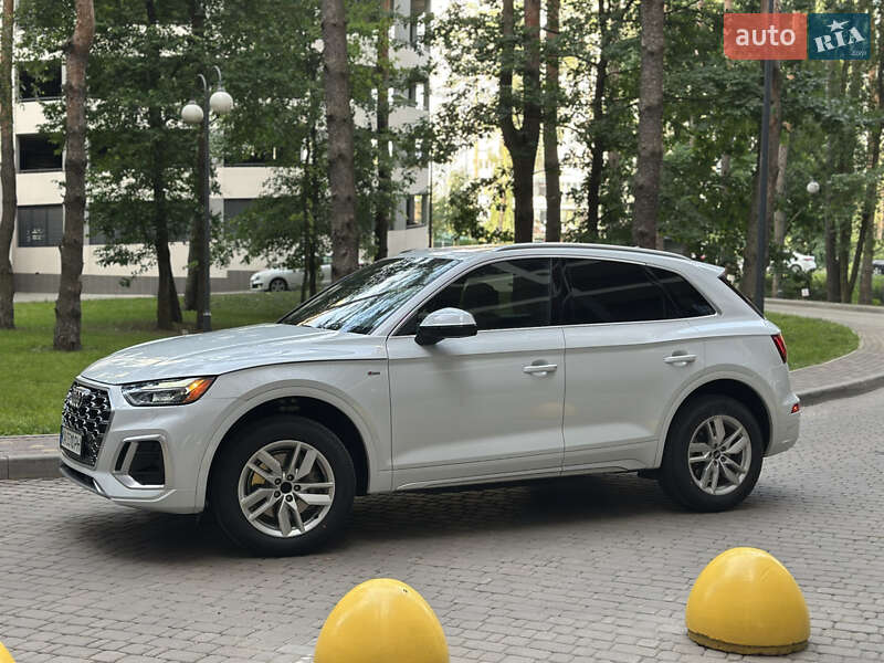 Внедорожник / Кроссовер Audi Q5 2021 в Броварах