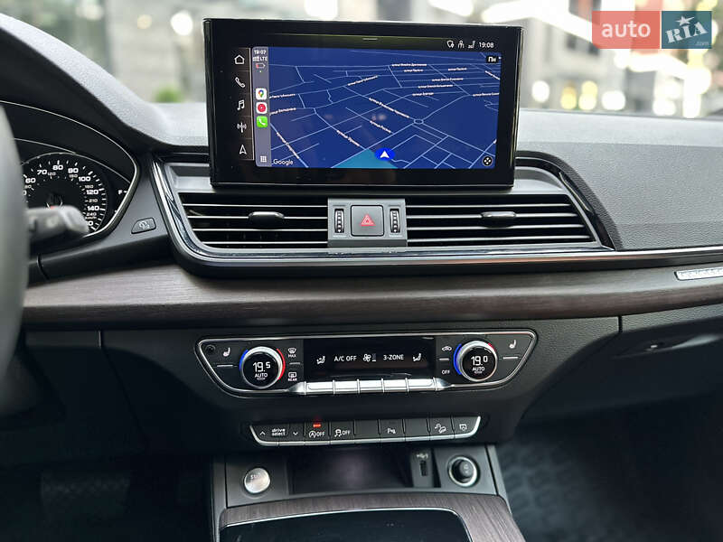 Внедорожник / Кроссовер Audi Q5 2021 в Броварах