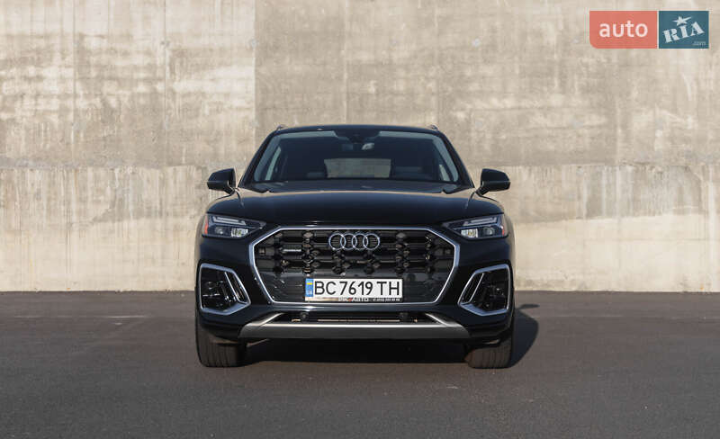 Позашляховик / Кросовер Audi Q5 2022 в Львові