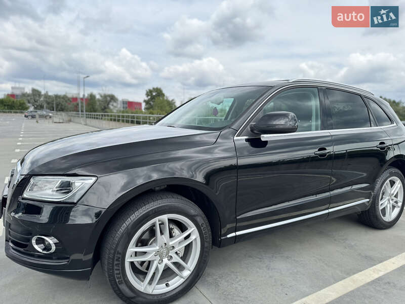 Внедорожник / Кроссовер Audi Q5 2014 в Киеве
