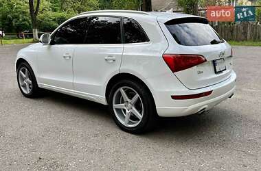 Внедорожник / Кроссовер Audi Q5 2009 в 