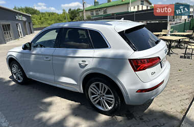 Внедорожник / Кроссовер Audi Q5 2019 в 