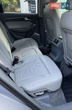 Внедорожник / Кроссовер Audi Q5 2015 в 