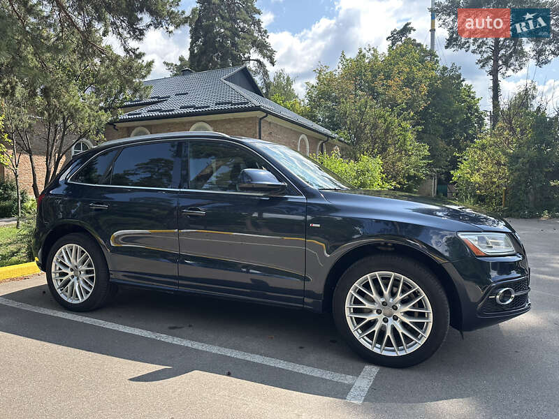 Внедорожник / Кроссовер Audi Q5 2016 в Буче