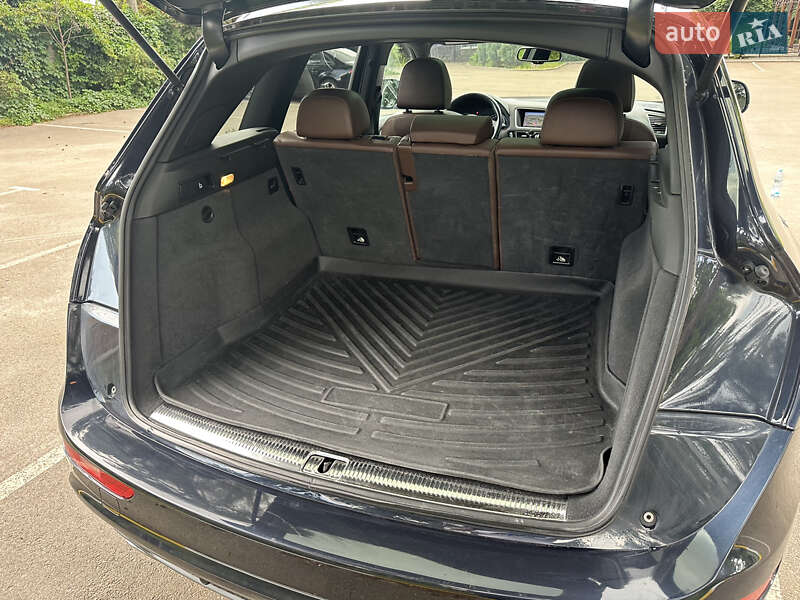 Внедорожник / Кроссовер Audi Q5 2016 в Буче