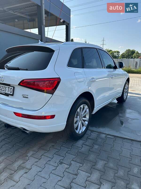 Внедорожник / Кроссовер Audi Q5 2015 в Самборе