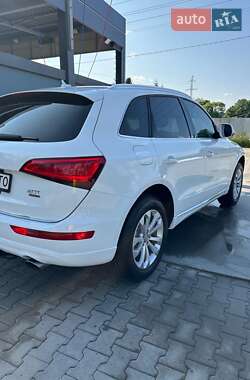 Внедорожник / Кроссовер Audi Q5 2015 в 