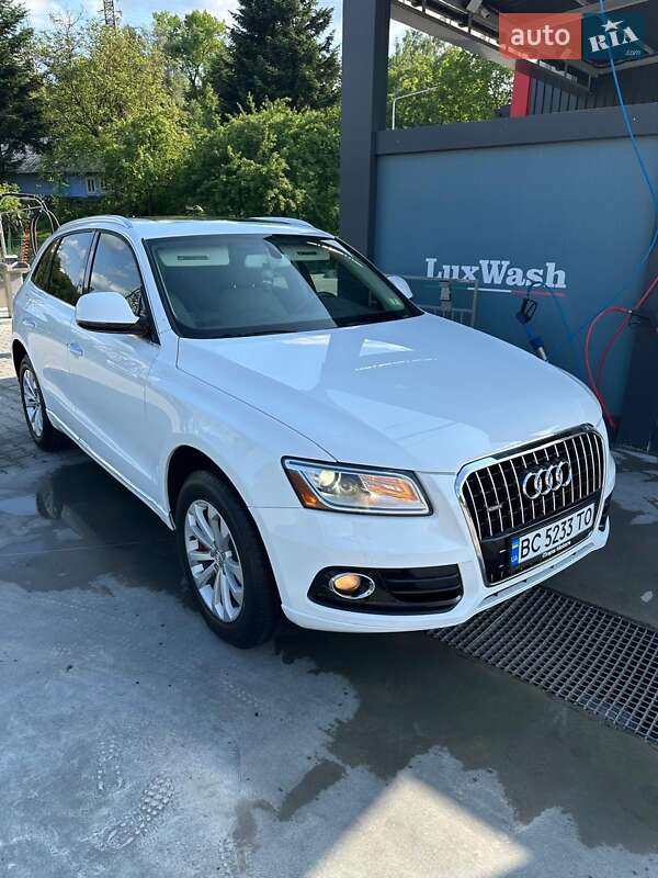 Внедорожник / Кроссовер Audi Q5 2015 в Самборе