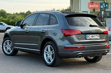 Внедорожник / Кроссовер Audi Q5 2016 в 