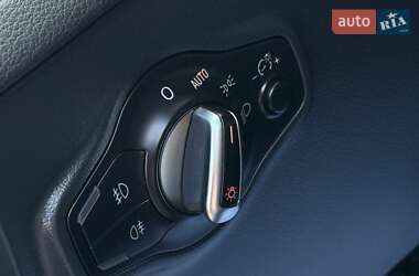 Внедорожник / Кроссовер Audi Q5 2016 в 