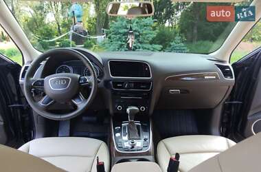 Внедорожник / Кроссовер Audi Q5 2016 в 