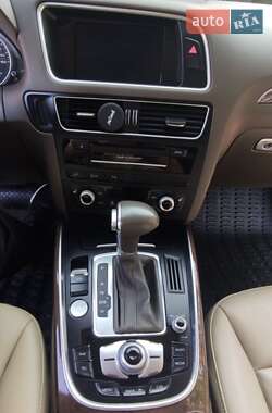 Внедорожник / Кроссовер Audi Q5 2016 в 