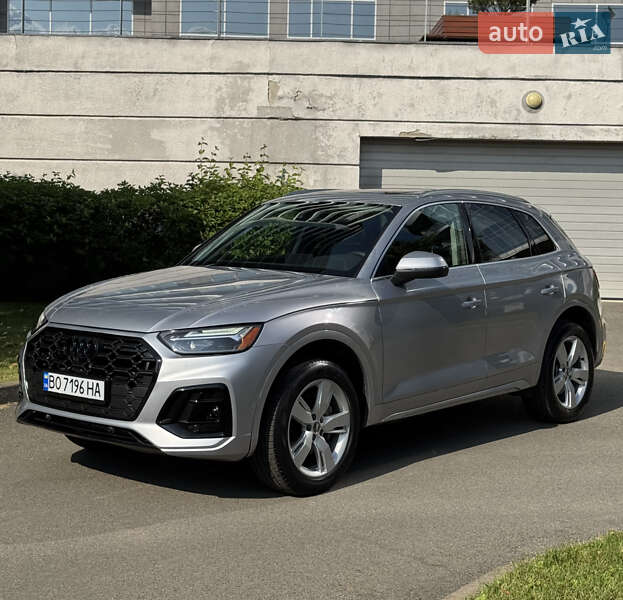 Внедорожник / Кроссовер Audi Q5 2023 в 