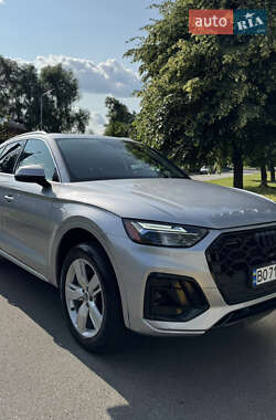 Внедорожник / Кроссовер Audi Q5 2023 в 