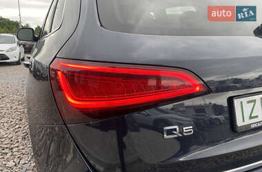 Внедорожник / Кроссовер Audi Q5 2016 в 