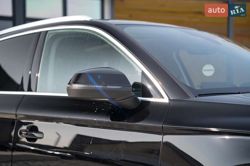 Внедорожник / Кроссовер Audi Q5 2021 в Черновцах