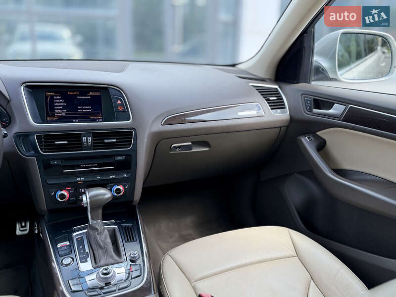 Внедорожник / Кроссовер Audi Q5 2014 в Харькове