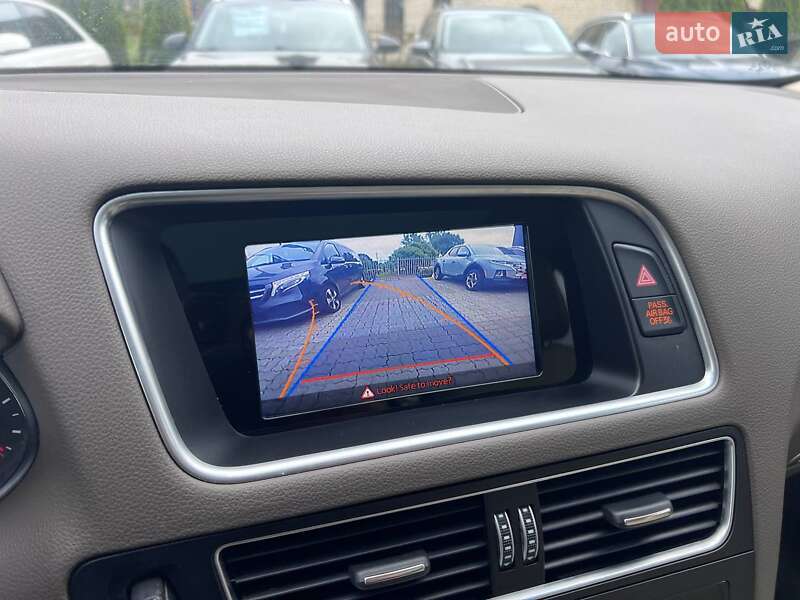 Внедорожник / Кроссовер Audi Q5 2015 в Нововолынске