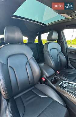 Внедорожник / Кроссовер Audi Q5 2016 в 