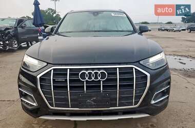 Внедорожник / Кроссовер Audi Q5 2021 в 