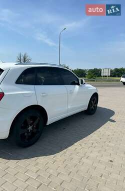 Внедорожник / Кроссовер Audi Q5 2011 в 