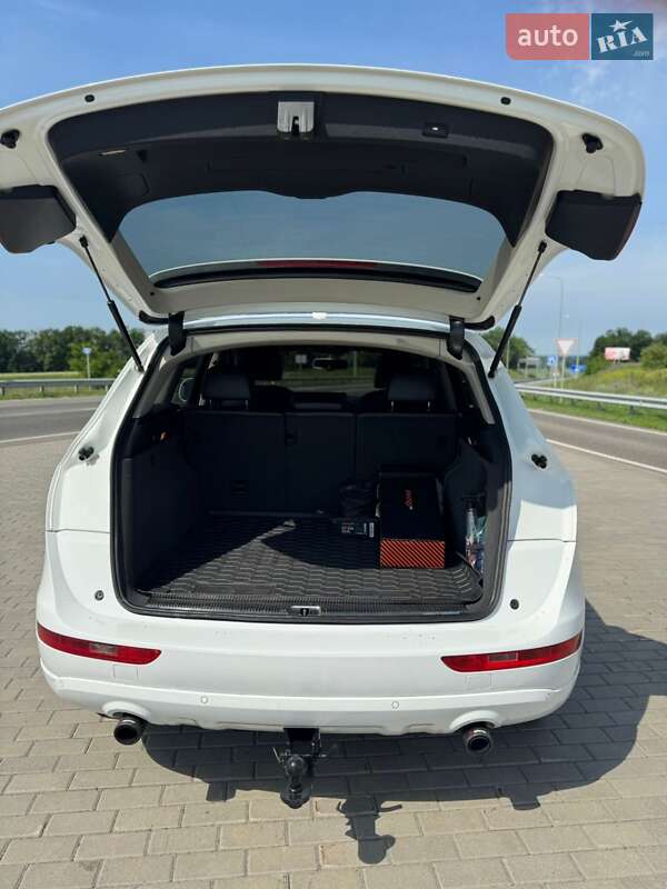 Внедорожник / Кроссовер Audi Q5 2011 в Золотоноше