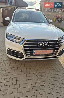 Позашляховик / Кросовер Audi Q5 2020 в Львові