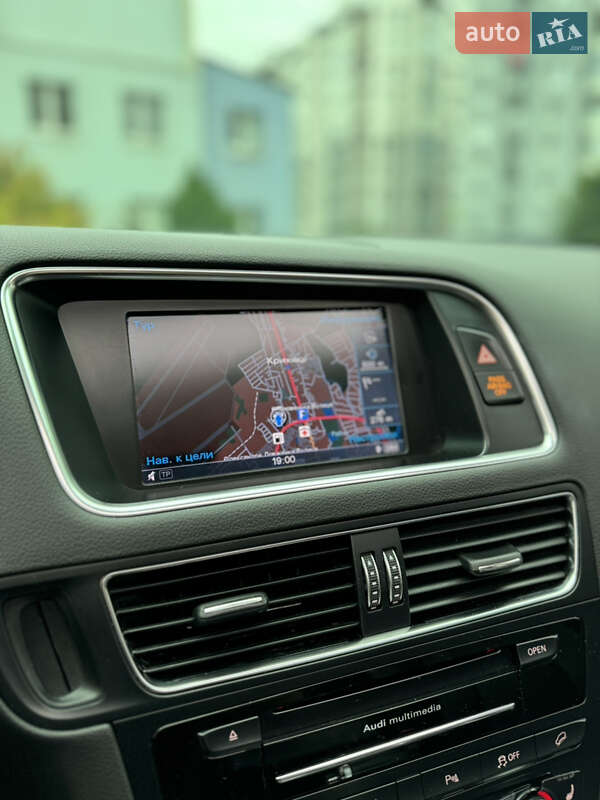Внедорожник / Кроссовер Audi Q5 2012 в Ивано-Франковске