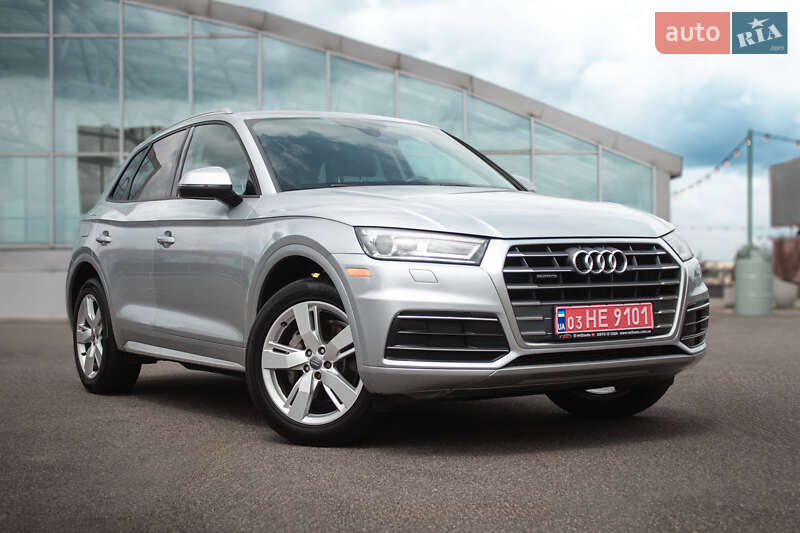 Внедорожник / Кроссовер Audi Q5 2018 в Киеве
