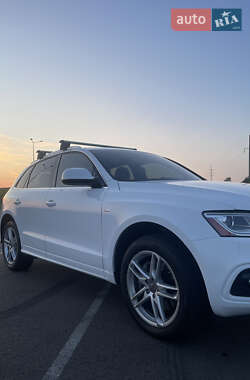 Внедорожник / Кроссовер Audi Q5 2016 в 