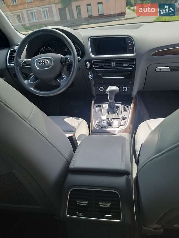 Внедорожник / Кроссовер Audi Q5 2015 в Харькове