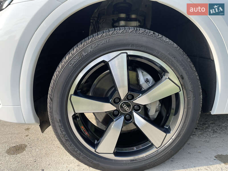 Внедорожник / Кроссовер Audi Q5 2023 в Ровно
