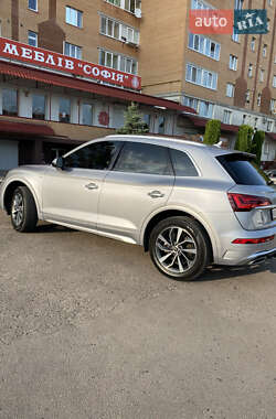Внедорожник / Кроссовер Audi Q5 2022 в 