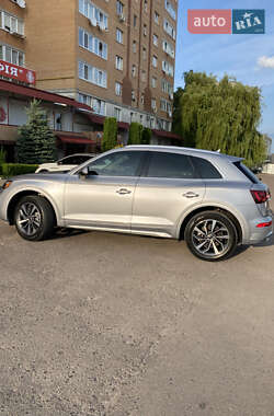 Внедорожник / Кроссовер Audi Q5 2022 в 