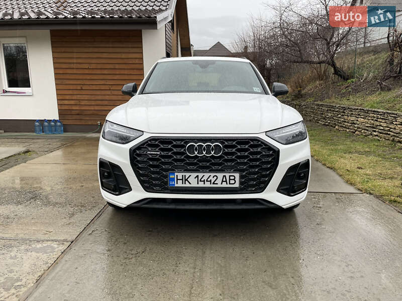 Внедорожник / Кроссовер Audi Q5 2023 в Ровно
