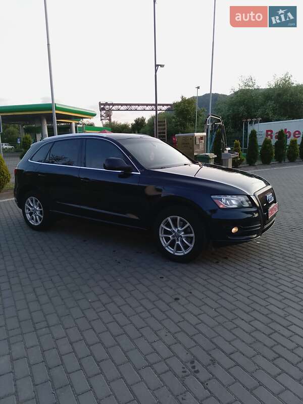 Внедорожник / Кроссовер Audi Q5 2011 в 