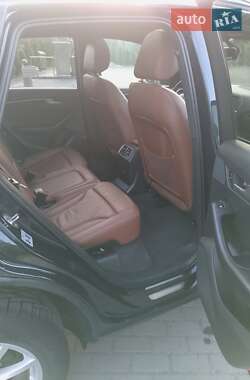 Внедорожник / Кроссовер Audi Q5 2011 в 