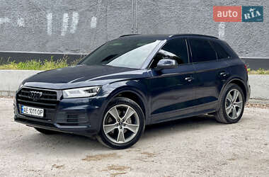 Внедорожник / Кроссовер Audi Q5 2019 в Каменском