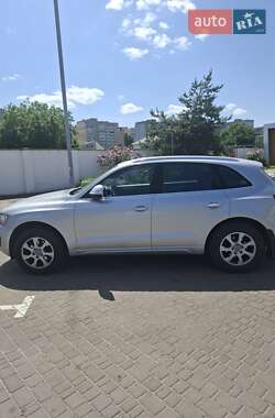 Внедорожник / Кроссовер Audi Q5 2009 в 