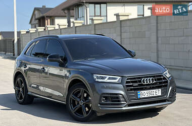 Внедорожник / Кроссовер Audi Q5 2018 в Тернополе