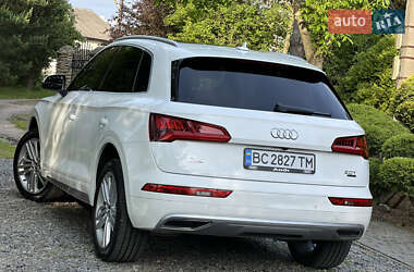 Внедорожник / Кроссовер Audi Q5 2017 в 