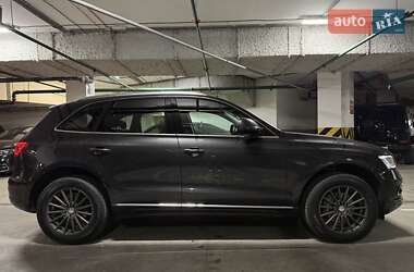 Внедорожник / Кроссовер Audi Q5 2017 в 