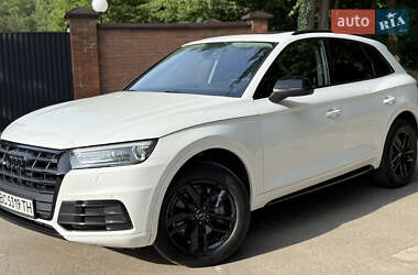 Внедорожник / Кроссовер Audi Q5 2019 в 
