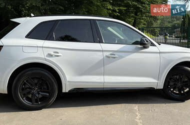 Внедорожник / Кроссовер Audi Q5 2019 в 