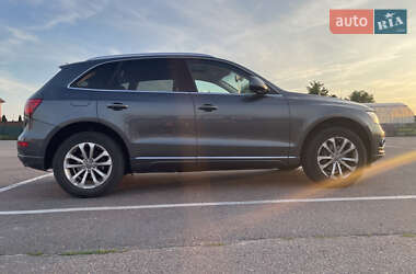 Внедорожник / Кроссовер Audi Q5 2015 в 