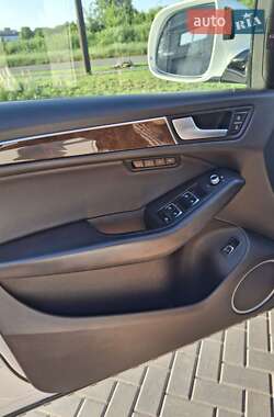 Внедорожник / Кроссовер Audi Q5 2016 в 
