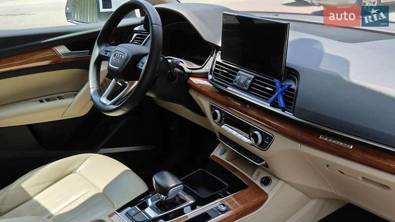Позашляховик / Кросовер Audi Q5 2022 в Тернополі