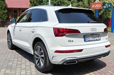 Внедорожник / Кроссовер Audi Q5 2022 в 